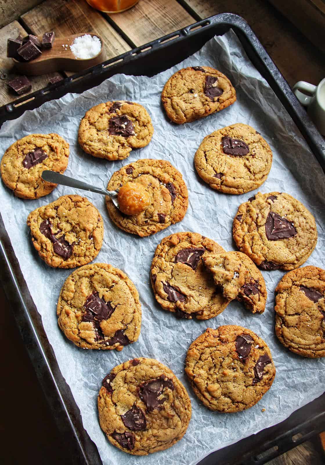 cookies au chocolat & fleur de sel  - Recette de Baroudeuse Culinaire